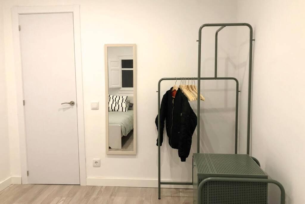 M5 Cool Terrace. Metro 1 Min. Center 15' By Metro Apartman Esplugues de Llobregat Kültér fotó