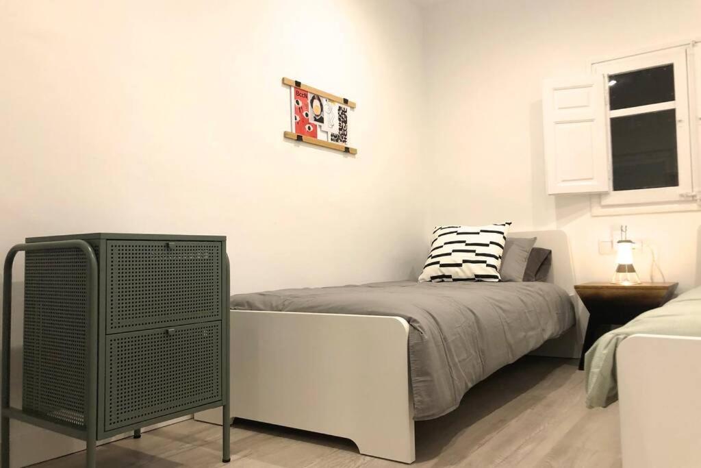M5 Cool Terrace. Metro 1 Min. Center 15' By Metro Apartman Esplugues de Llobregat Kültér fotó