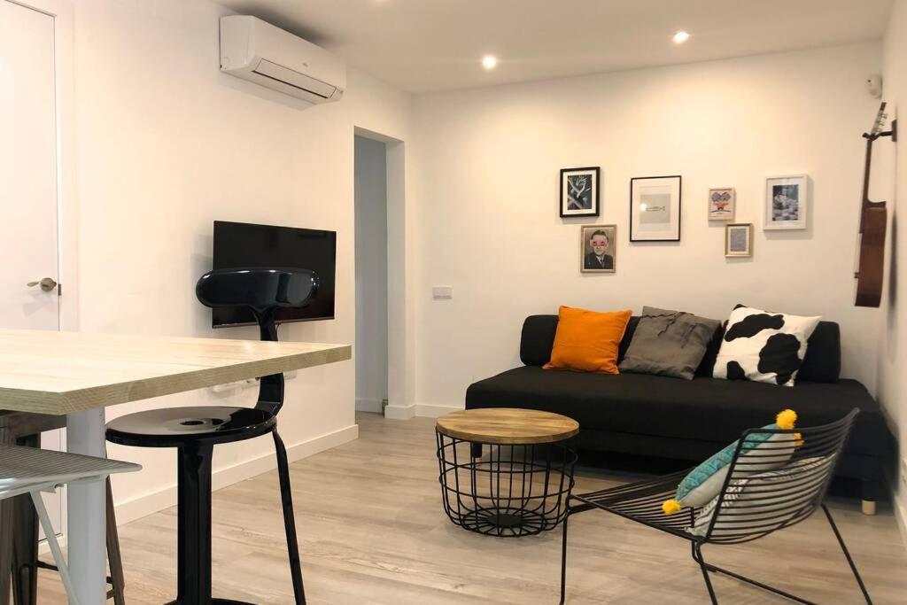 M5 Cool Terrace. Metro 1 Min. Center 15' By Metro Apartman Esplugues de Llobregat Kültér fotó